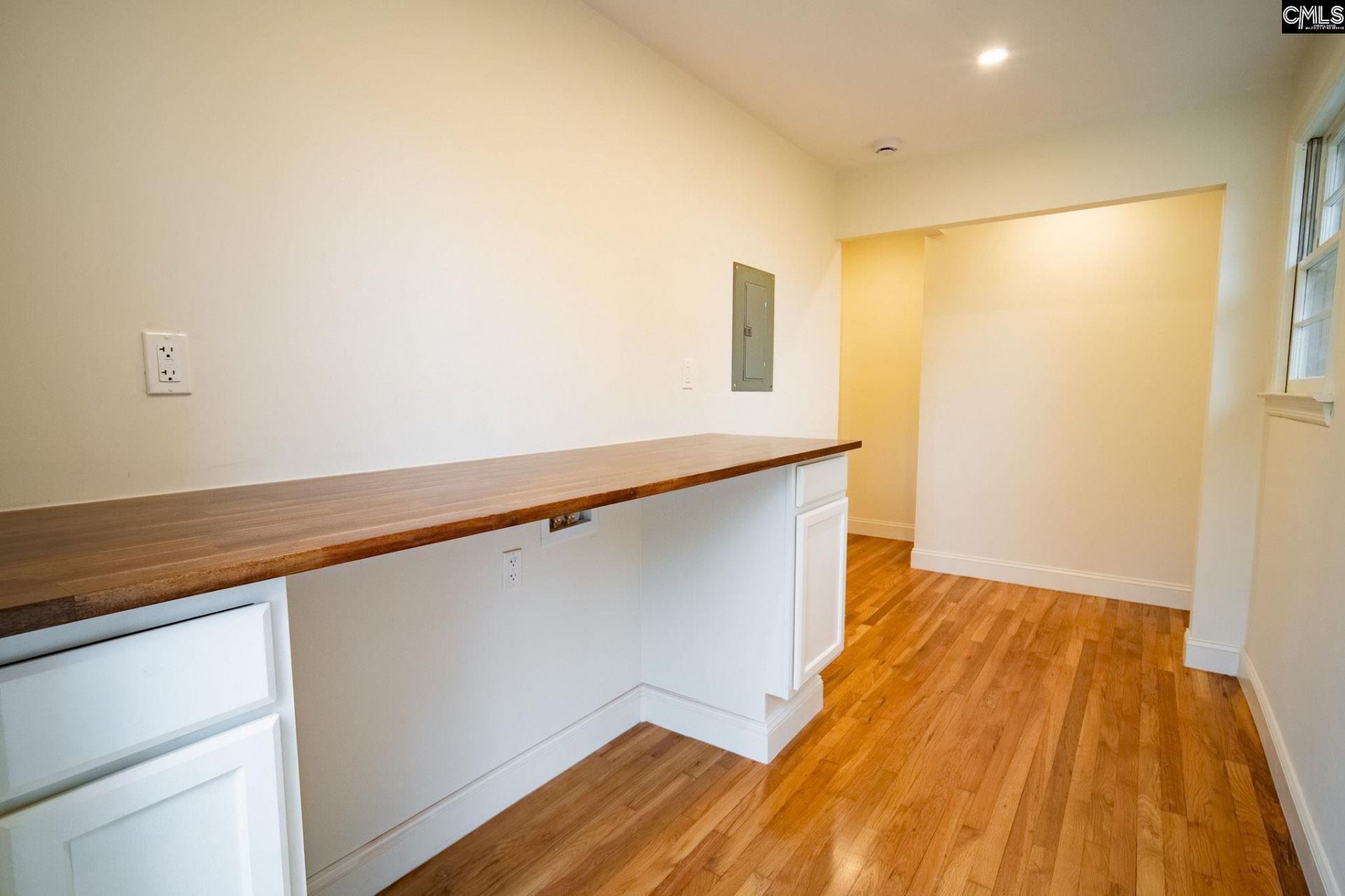 979 Airport Boulevard  Photo 26