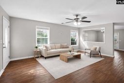 201 Caley Court  photo 4