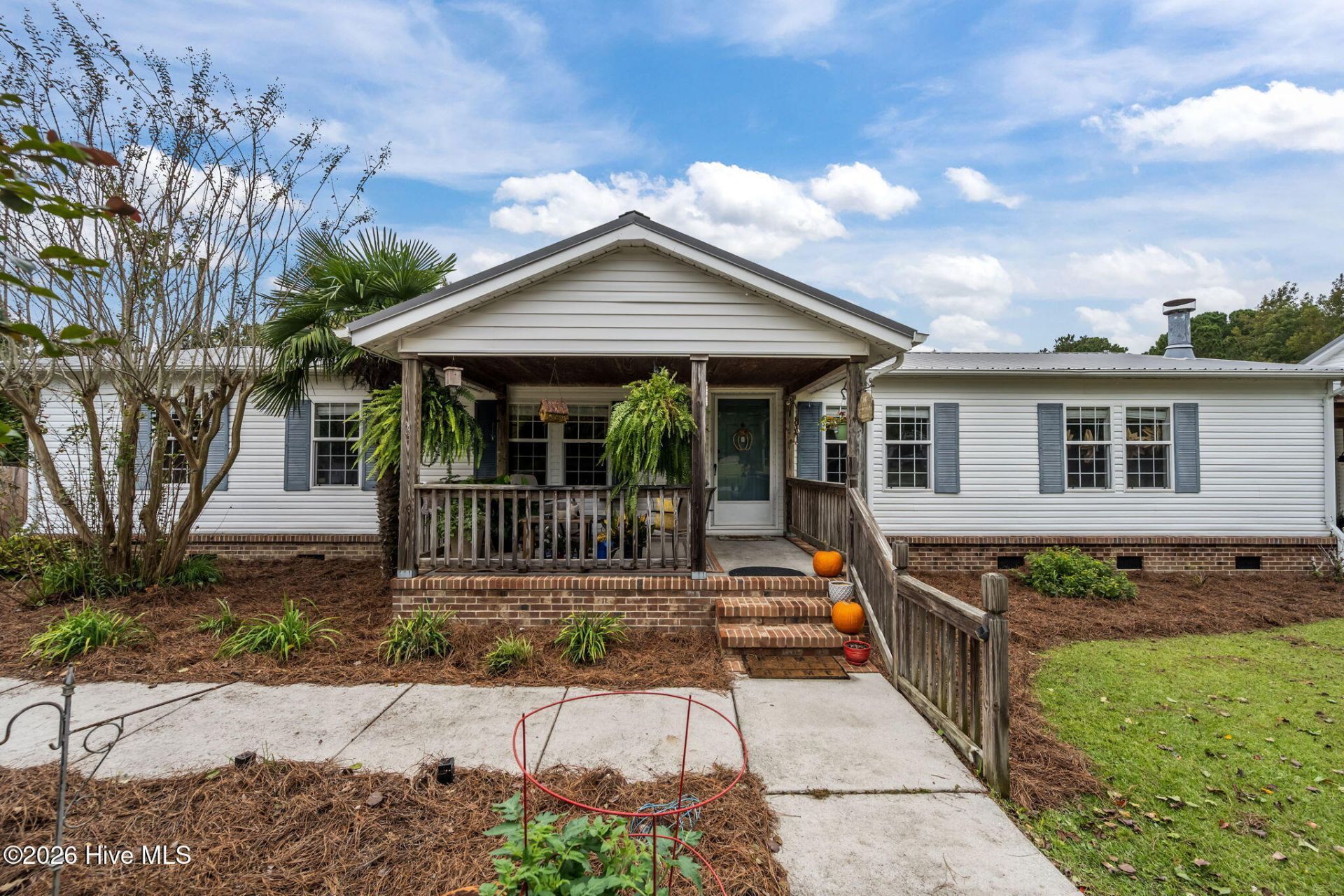 233 Belgrade Swansboro Road, Stella, NC 28582 Main Photo