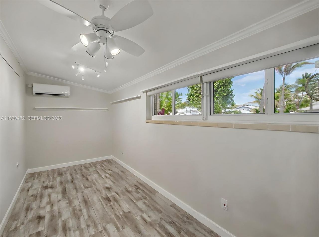 200 Blossom Ln, Palm Beach Shores, FL 33404 Photo