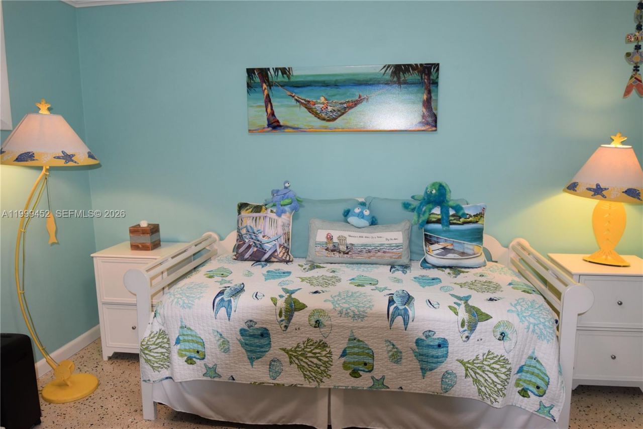 200 Blossom Ln , Palm Beach Shores, FL 33404 Photo