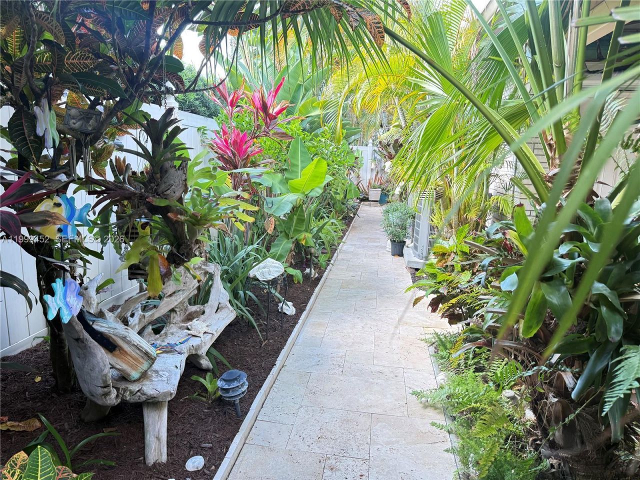 200 Blossom Ln , Palm Beach Shores, FL 33404 Photo