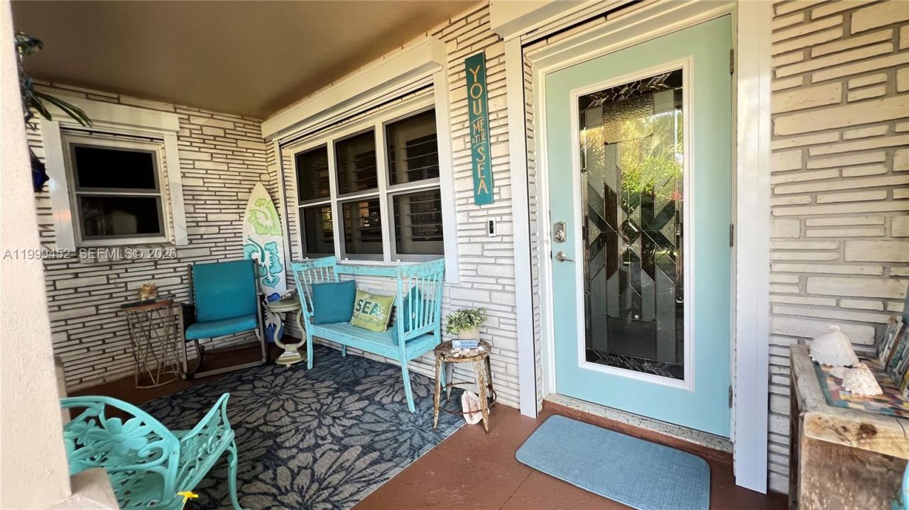 200 Blossom Ln , Palm Beach Shores, FL 33404 Photo