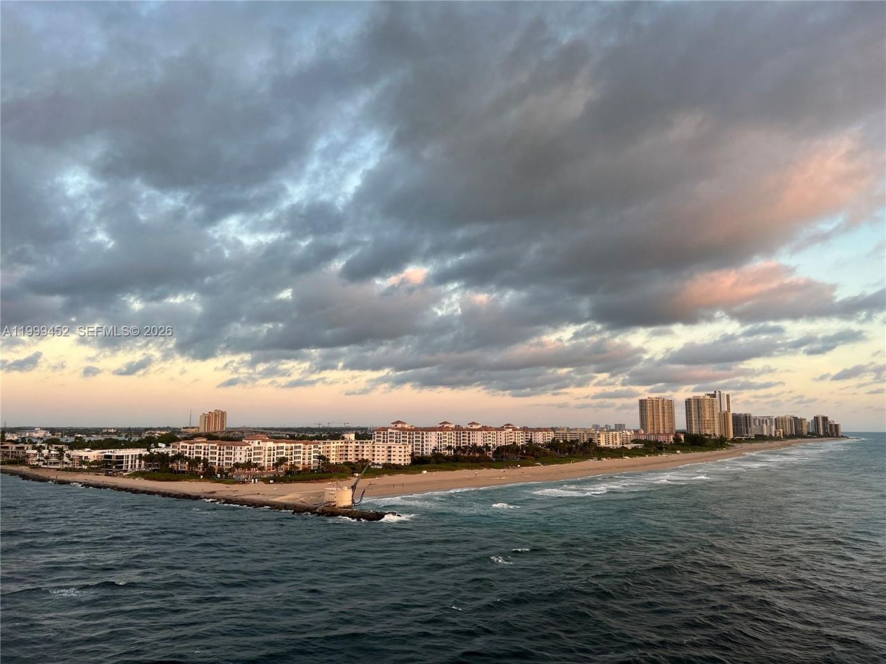 200 Blossom Ln, Palm Beach Shores, FL 33404 Photo