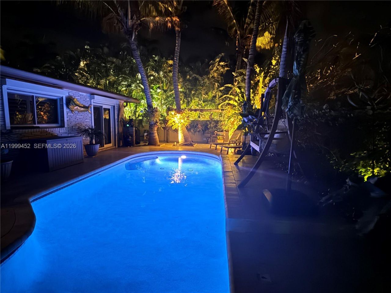 200 Blossom Ln , Palm Beach Shores, FL 33404 Photo