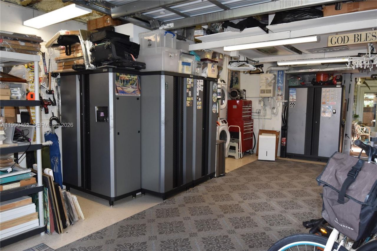 200 Blossom Ln , Palm Beach Shores, FL 33404 Photo