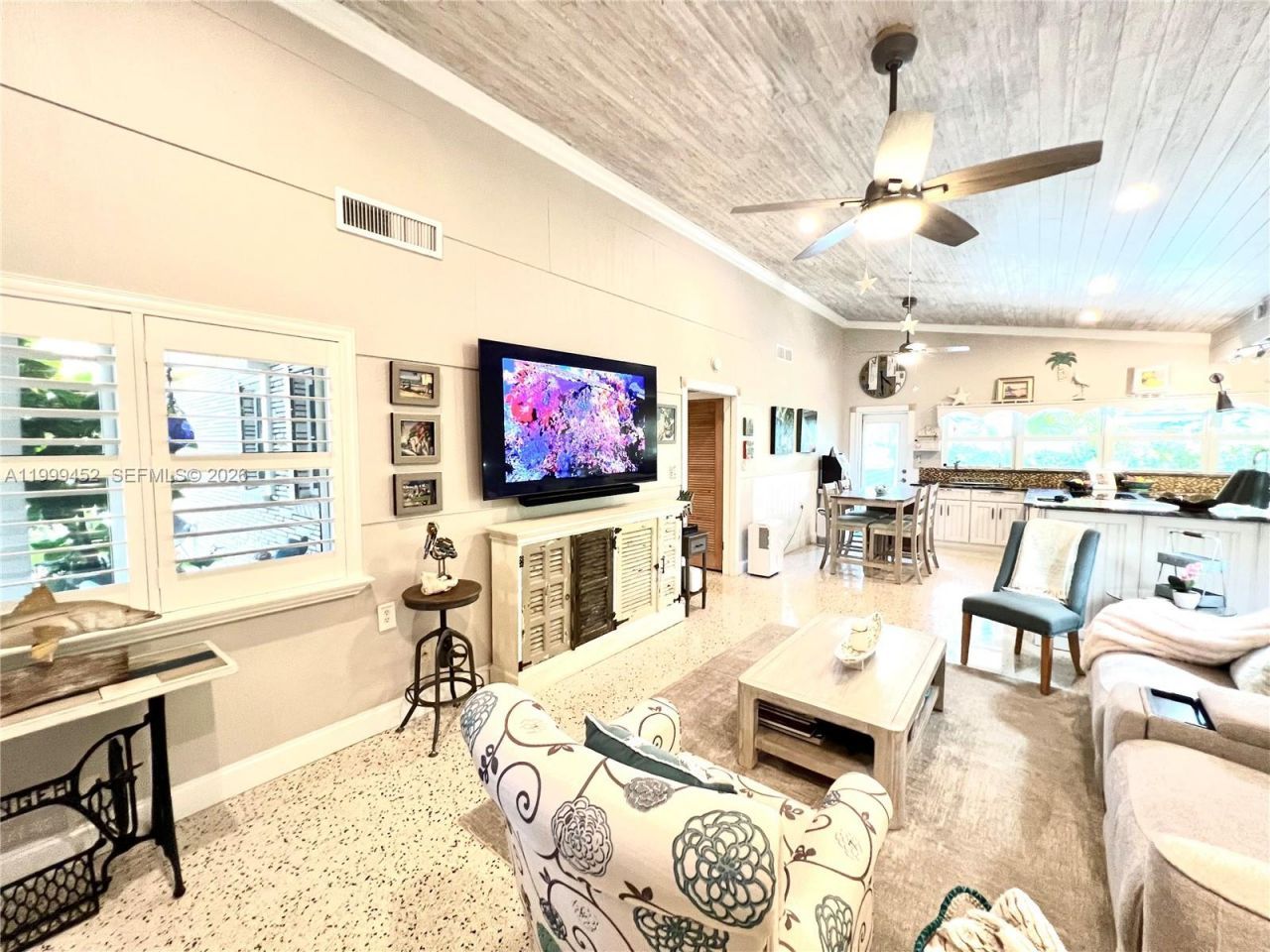 200 Blossom Ln , Palm Beach Shores, FL 33404 Photo