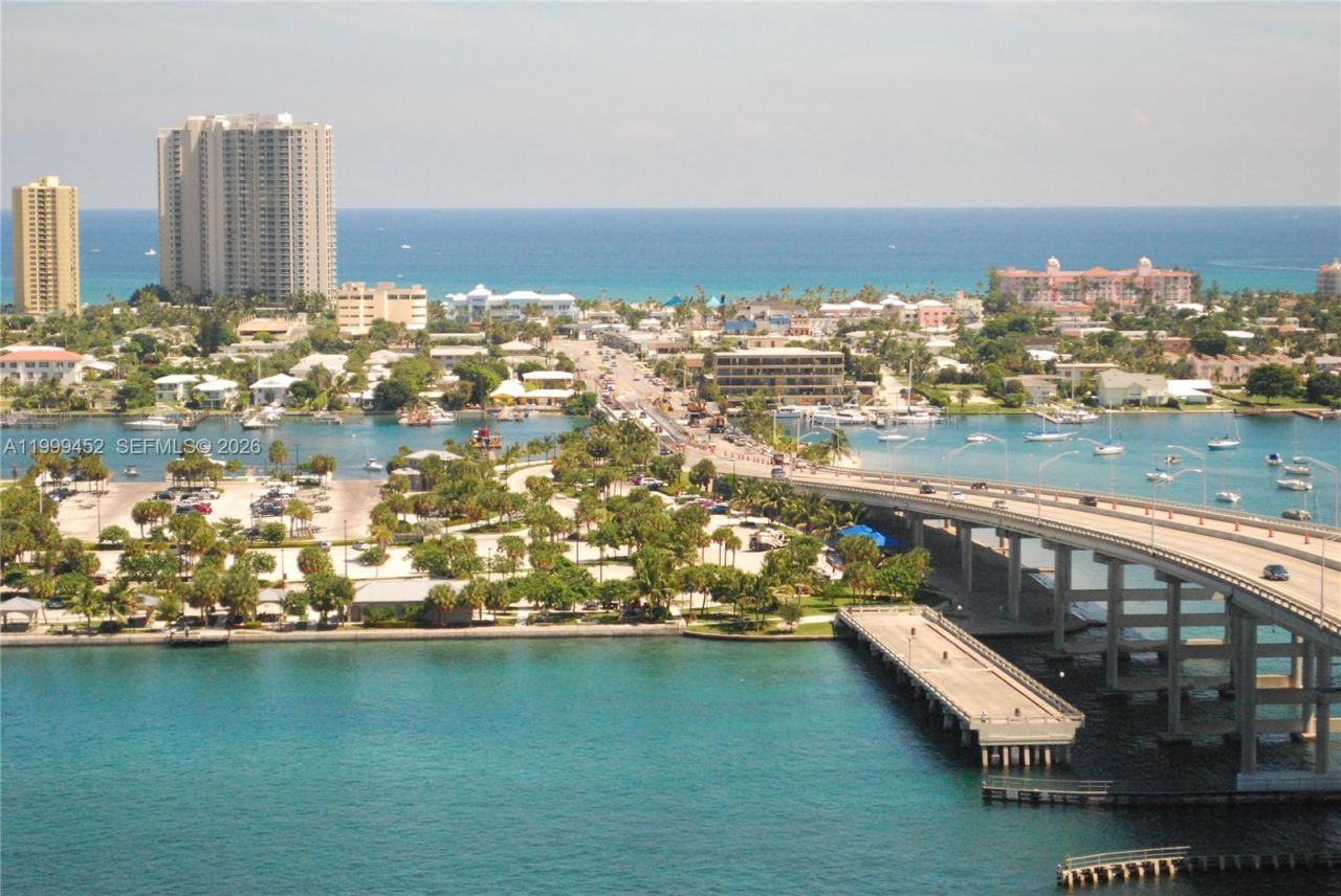 200 Blossom Ln , Palm Beach Shores, FL 33404 Photo