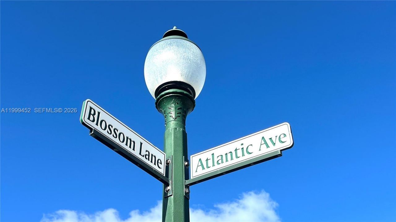 200 Blossom Ln , Palm Beach Shores, FL 33404 Photo