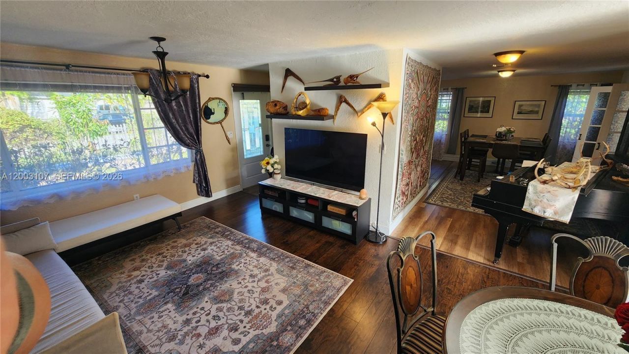 20301 SW 105th Ave, Cutler Bay, FL 33189 Photo