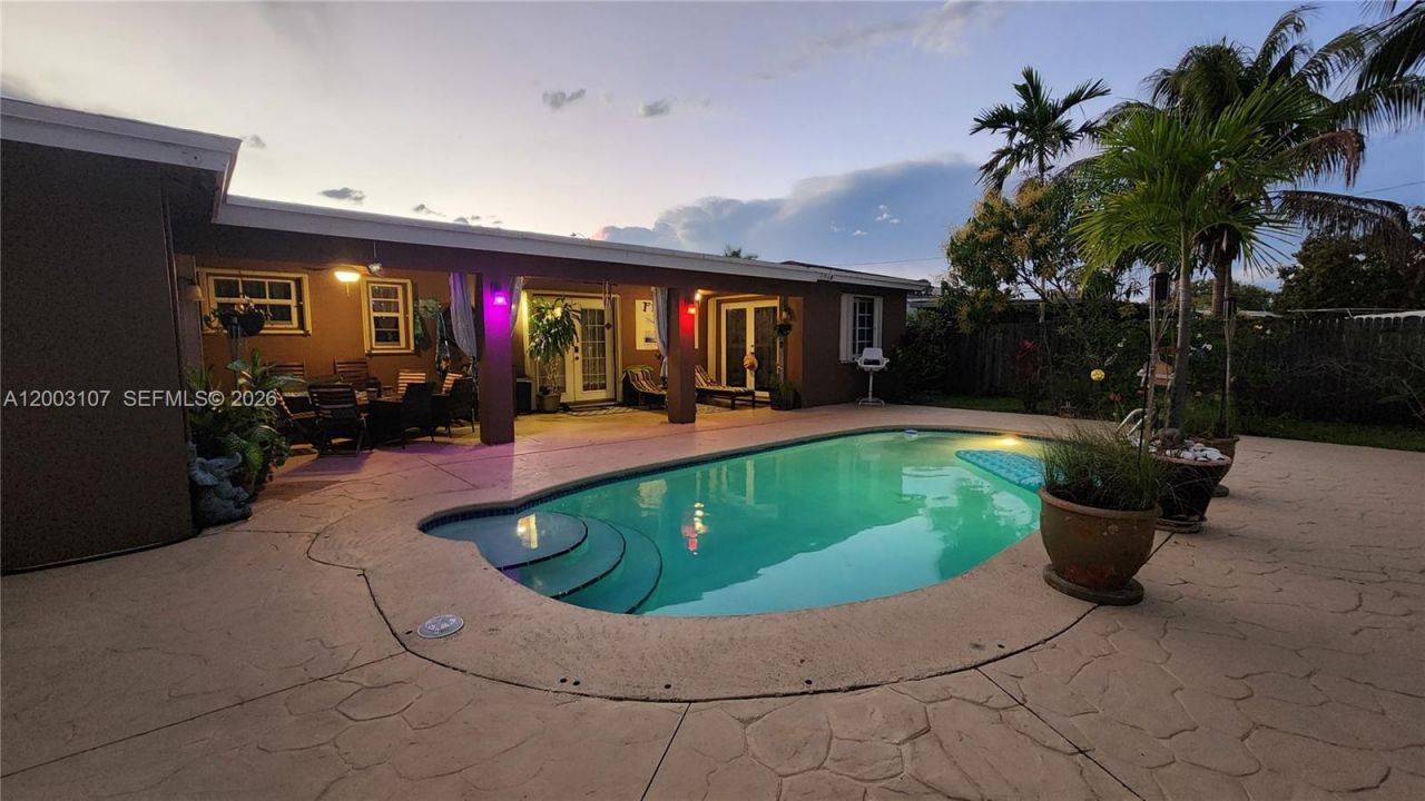 20301 SW 105th Ave, Cutler Bay, FL 33189 Photo