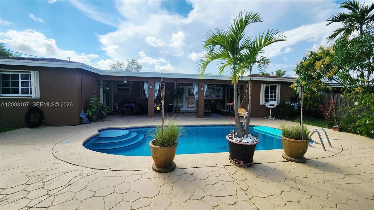 20301 SW 105th Ave, Cutler Bay, FL 33189 Photo