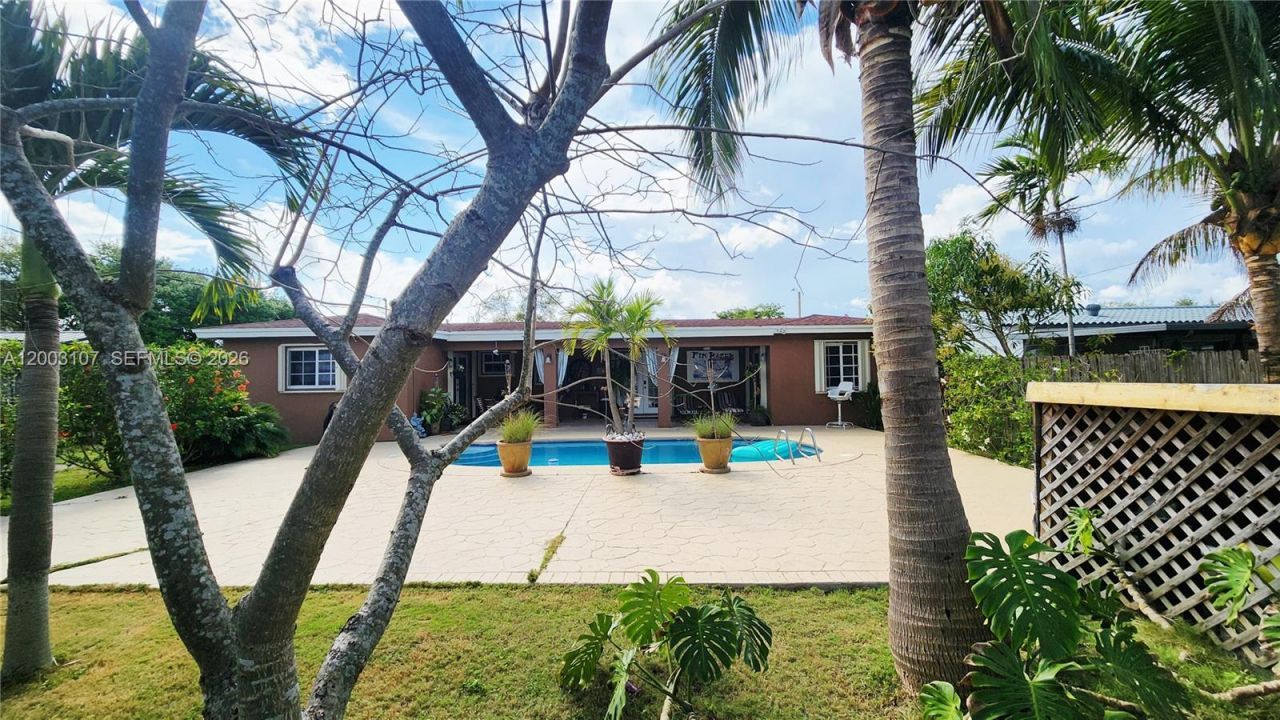 20301 SW 105th Ave, Cutler Bay, FL 33189 Photo