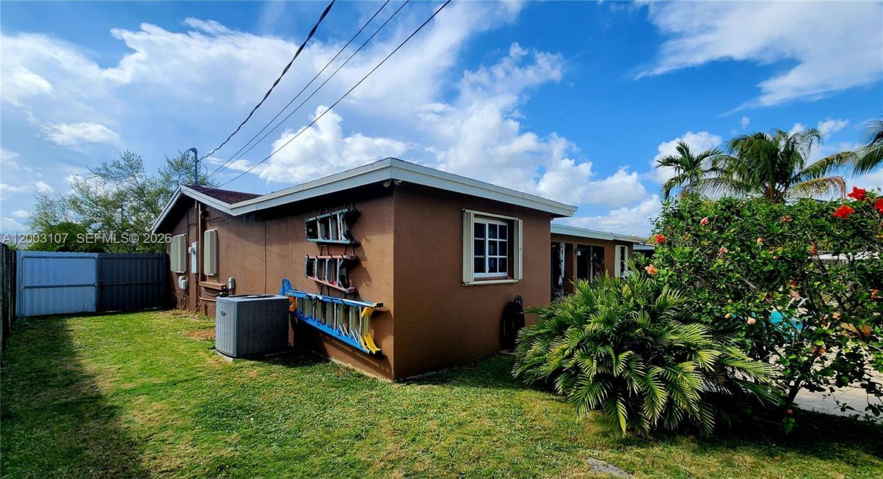 20301 SW 105th Ave, Cutler Bay, FL 33189 Photo