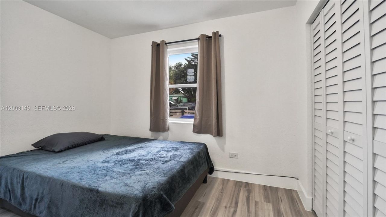 1441 NE 154th Ter, North Miami Beach, FL 33162 Photo