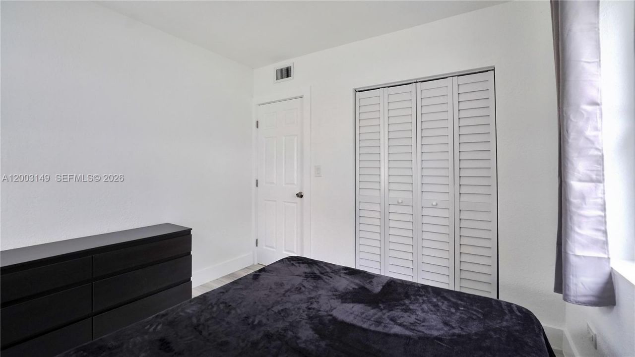 1441 NE 154th Ter, North Miami Beach, FL 33162 Photo