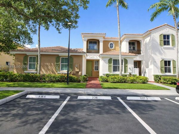 2264 NE 42nd Cir , Homestead, FL 33033