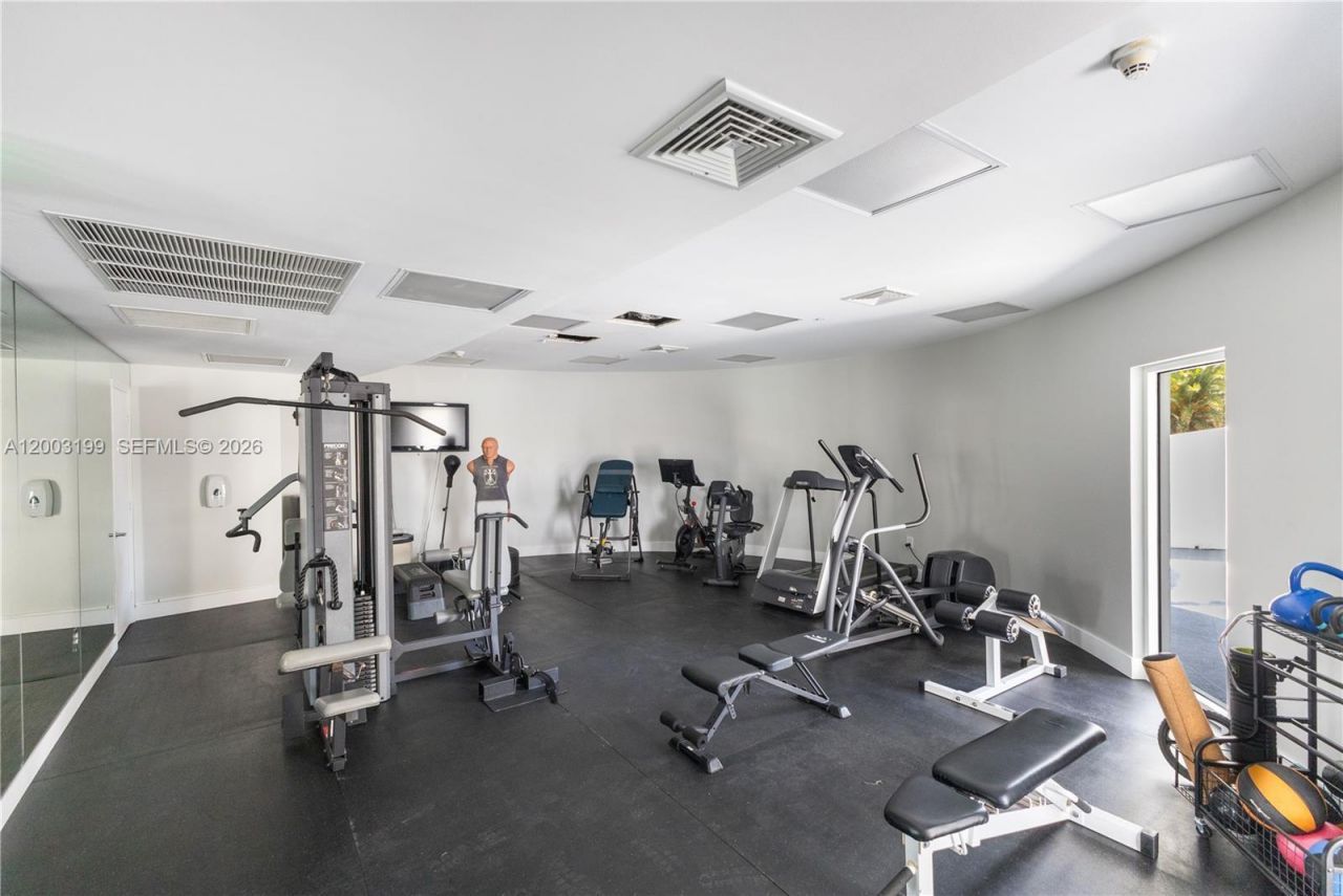 5970 Indian Creek Dr, Unit 405, Miami Beach, FL 33140 Photo