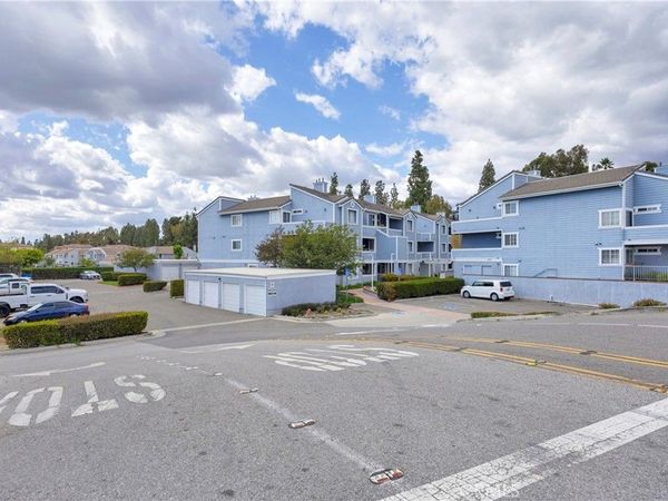 111 S Lakeview, Unit 111D, Placentia, CA 92870