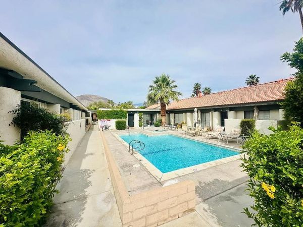 73415 Shadow Mountain Drive, Unit 6, Palm Desert, CA 92260