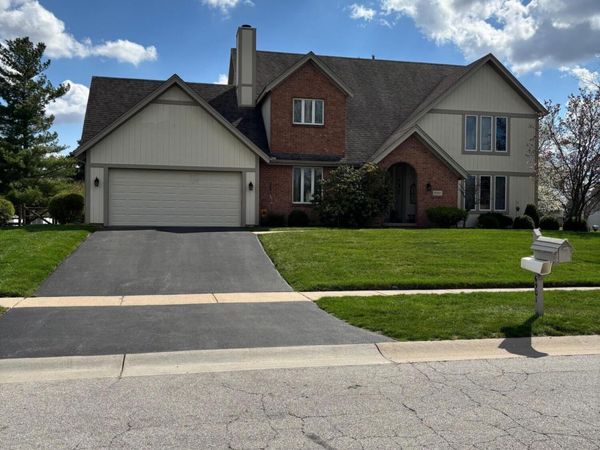 6901 Heather Cove Place, Maumee, OH 43537