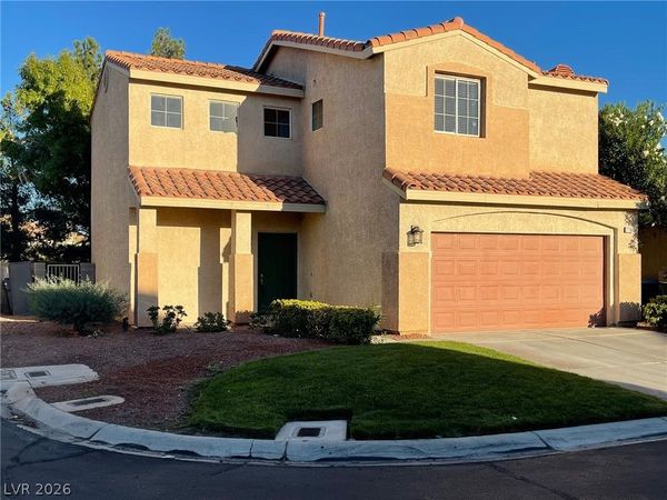 1194 Stormy Valley Road , Las Vegas, NV 89123