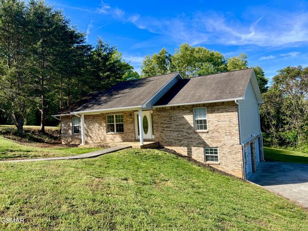 336 Lindder Drive, Sevierville, TN 37876