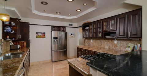 2630 Land Park Dr, Sacramento, CA 95818 Photo