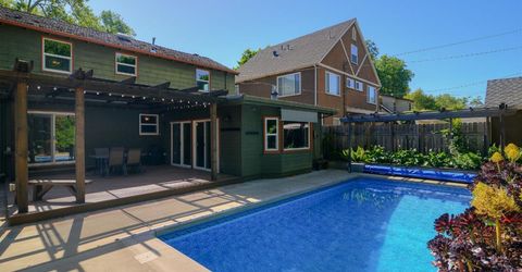 2630 Land Park Dr, Sacramento, CA 95818 Photo