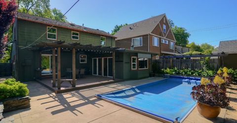 2630 Land Park Dr, Sacramento, CA 95818 Photo