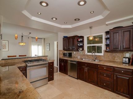 2630 Land Park Dr, Sacramento, CA 95818 Photo