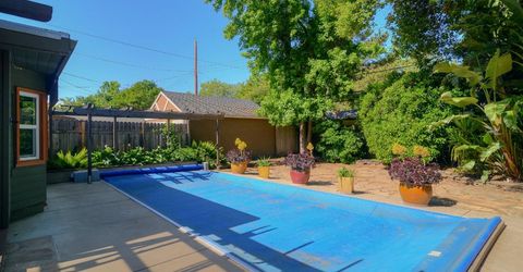 2630 Land Park Dr, Sacramento, CA 95818 Photo