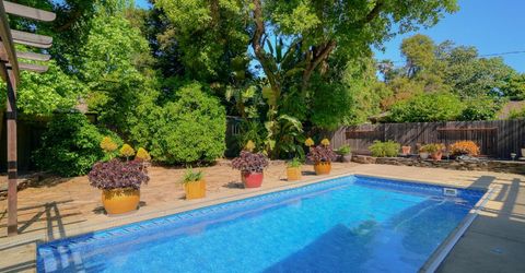 2630 Land Park Dr, Sacramento, CA 95818 Photo