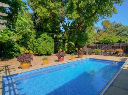 2630 Land Park Dr, Sacramento, CA 95818 Photo