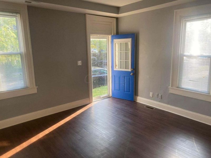 484 E Columbus Street , Columbus, OH 43206 Photo 2