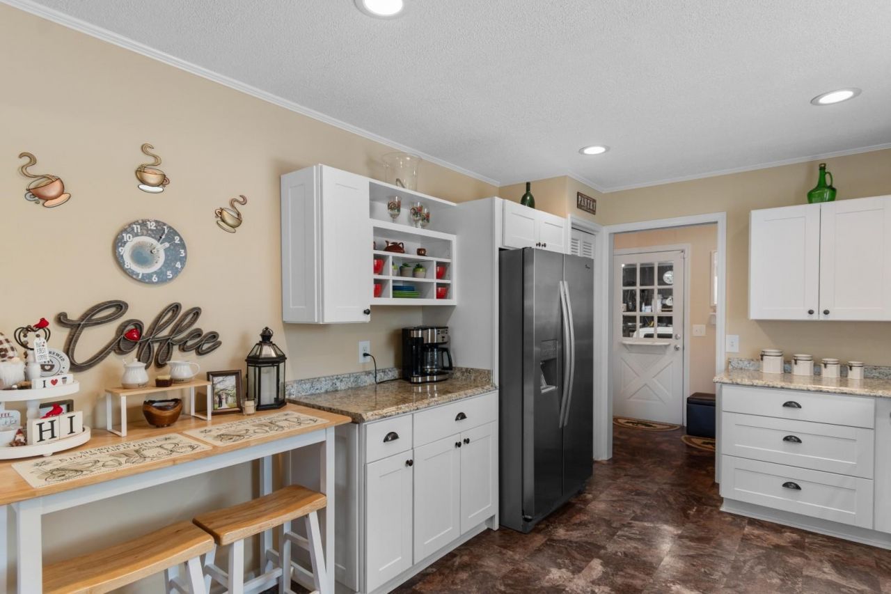 1601 Pine Level Dr.  Photo 5