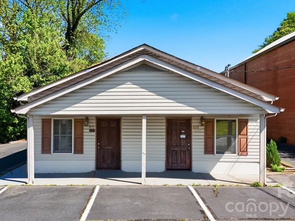 820 & 822 2nd Avenue SW, Hickory, NC 28602