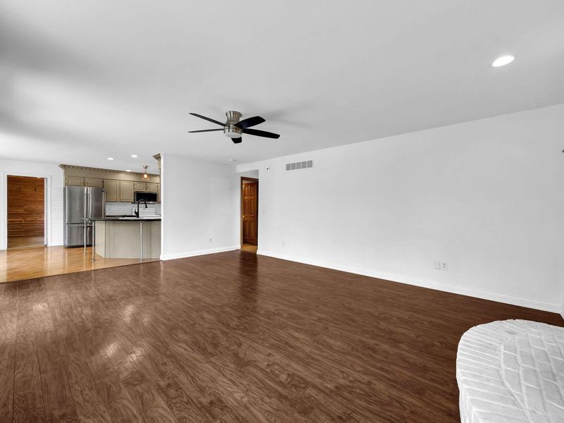 10121 Hempsteade Drive, Union, KY 41091 Photo 7