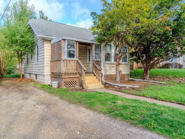 207 ARNOLD Avenue, East Peoria, IL 61611