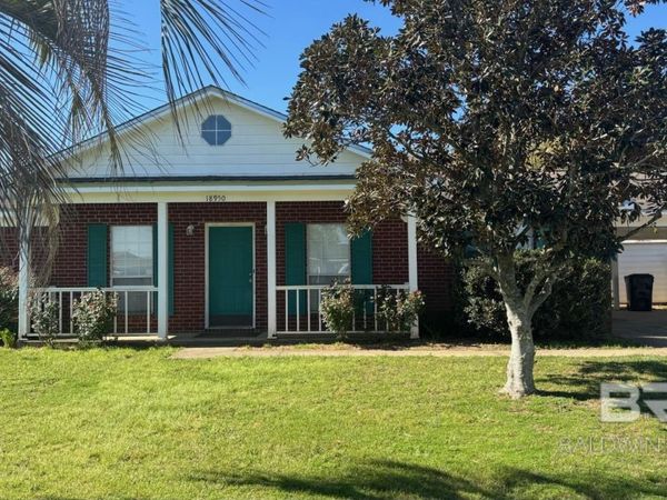 18950 Dalewood Circle, Robertsdale, AL 36567