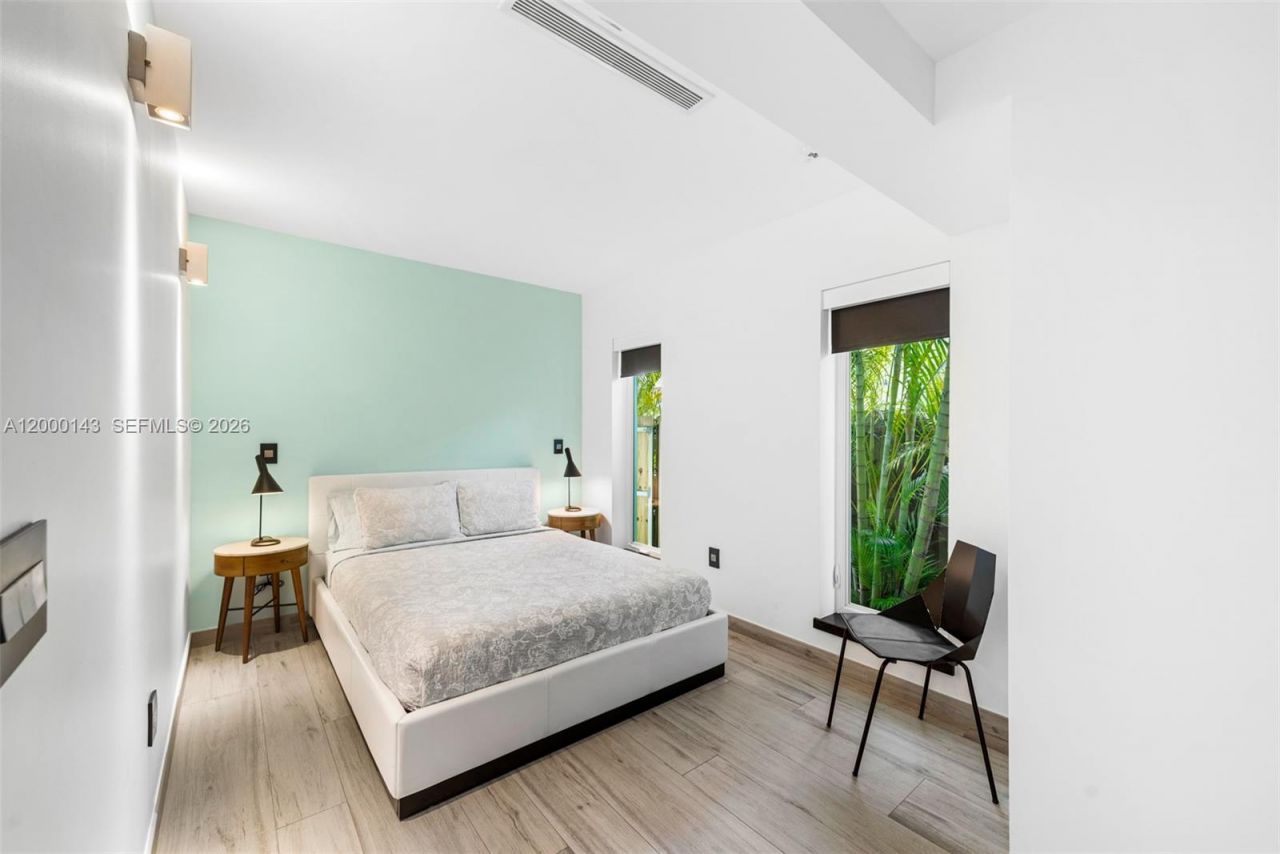 741 86th St , Miami Beach, FL 33141 Photo