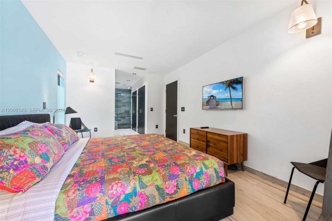 741 86th St , Miami Beach, FL 33141 Photo