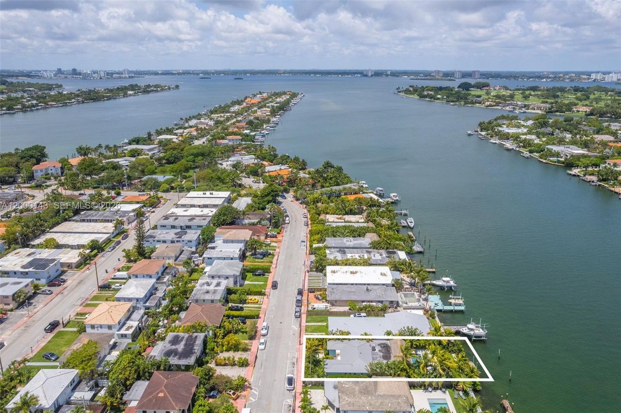 741 86th St , Miami Beach, FL 33141 Photo