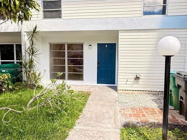 3301 Raleigh St , Unit 4D, Hollywood, FL 33021