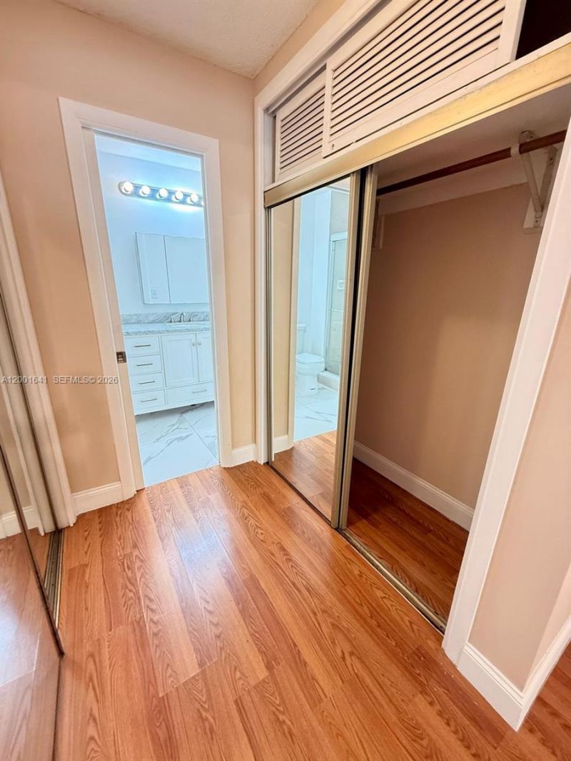 3301 Raleigh St , Unit 4D, Hollywood, FL 33021 Photo