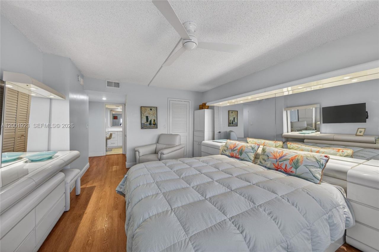 1905 N Ocean Blvd , Unit 4F, Fort Lauderdale, FL 33305 Photo