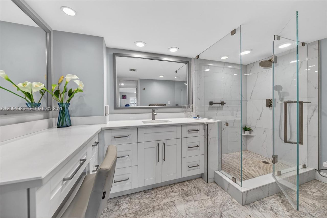 1905 N Ocean Blvd , Unit 4F, Fort Lauderdale, FL 33305 Photo