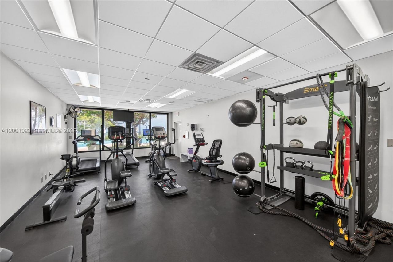 1905 N Ocean Blvd , Unit 4F, Fort Lauderdale, FL 33305 Photo