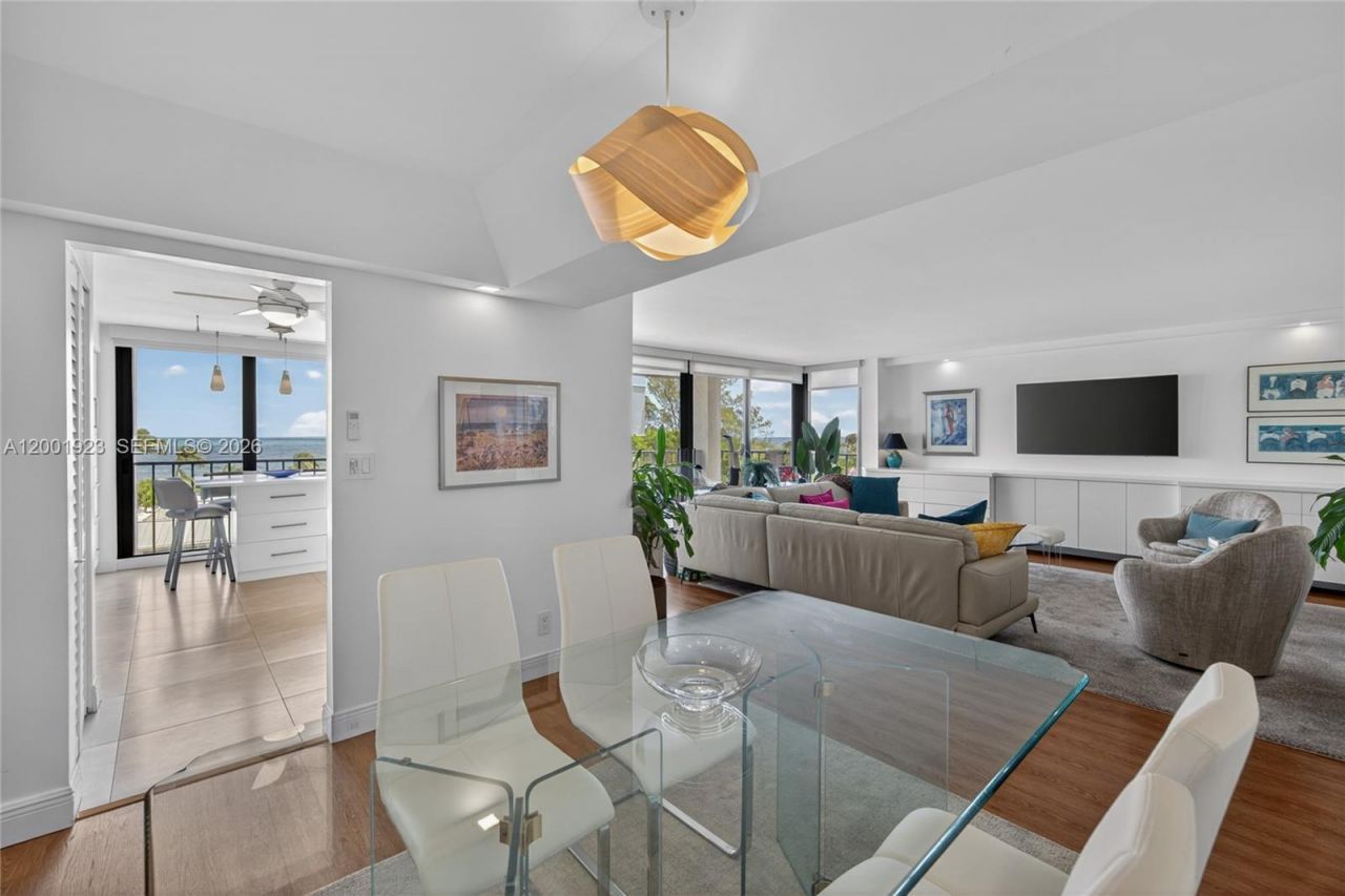 1905 N Ocean Blvd , Unit 4F, Fort Lauderdale, FL 33305 Photo