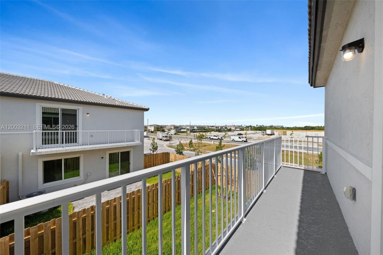 715 SE 15th St , Unit ., Homestead, FL 33034 Photo